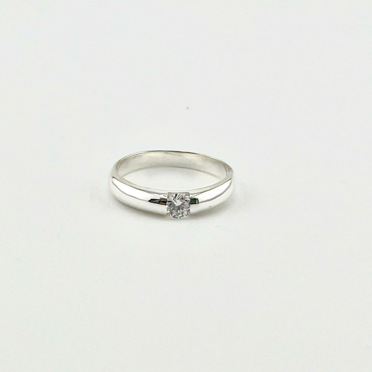 950 Silver Spot Ring