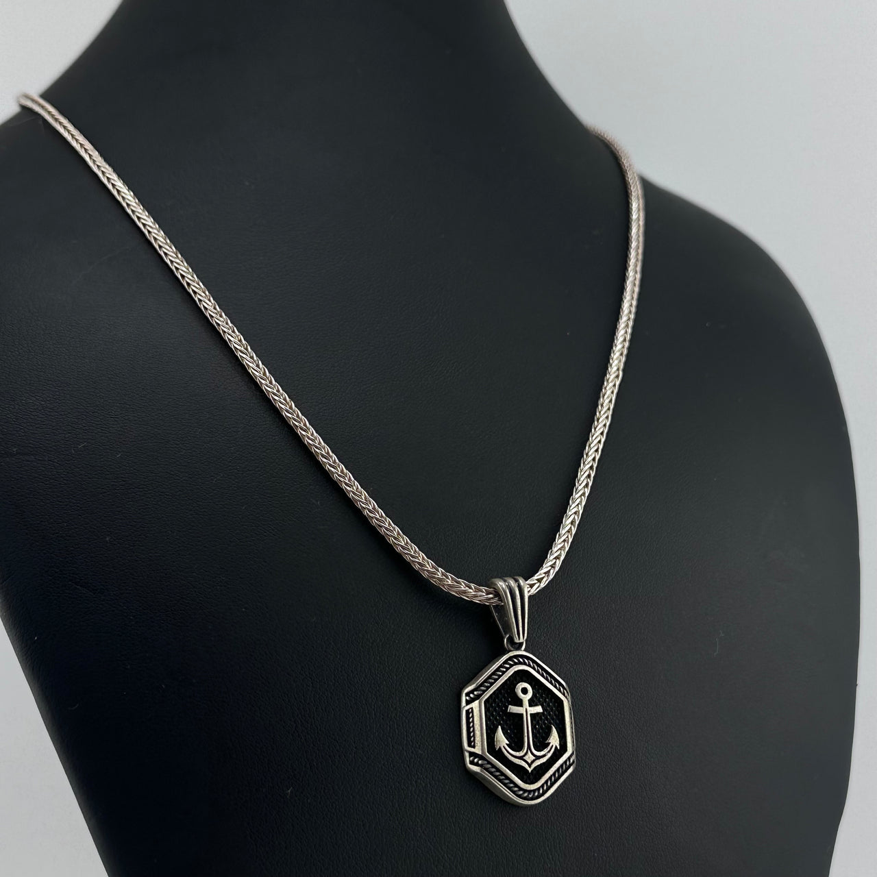 Anchor herringbone necklace