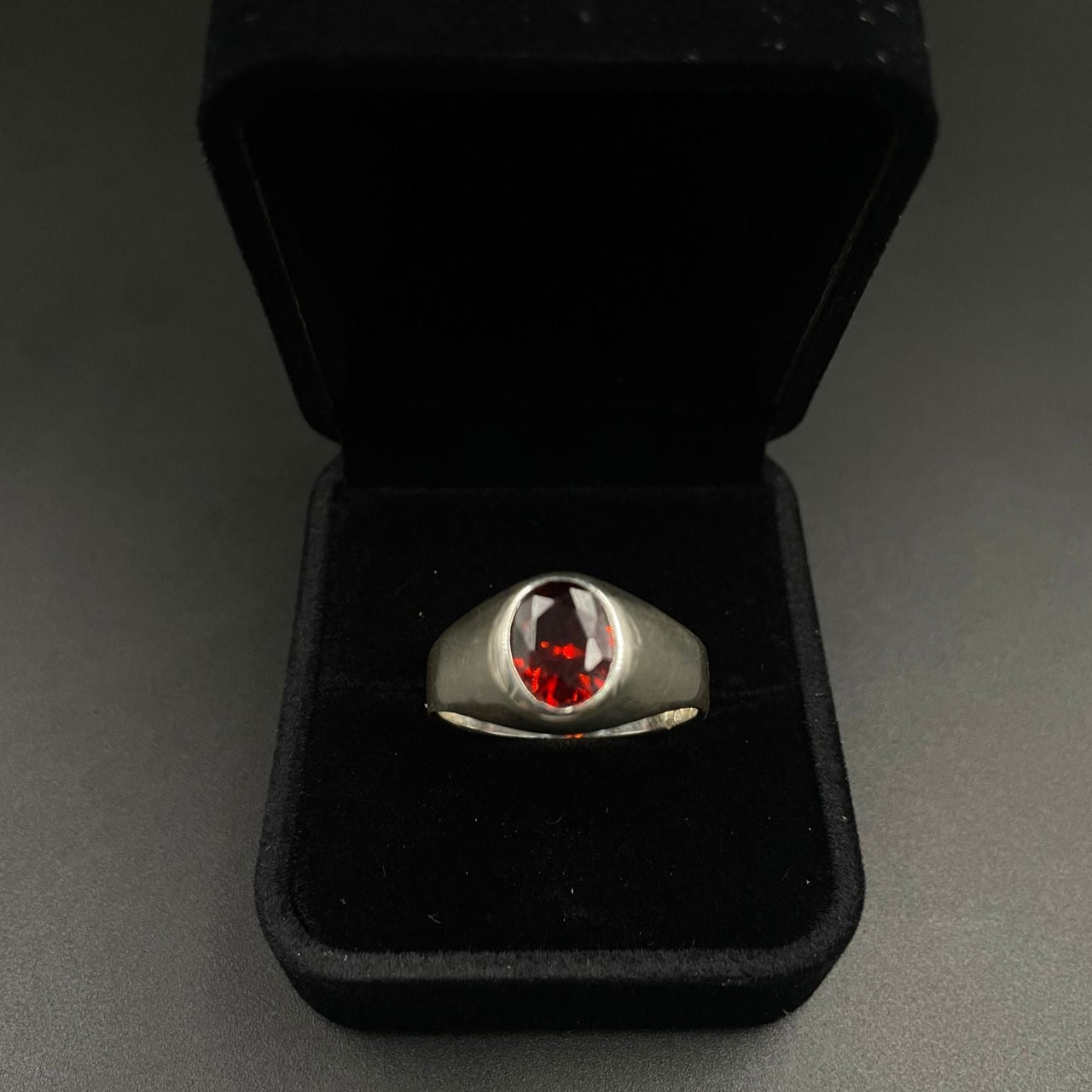 Pack Oval Ruby Ring and Figaro Bracelet in 950 Silver