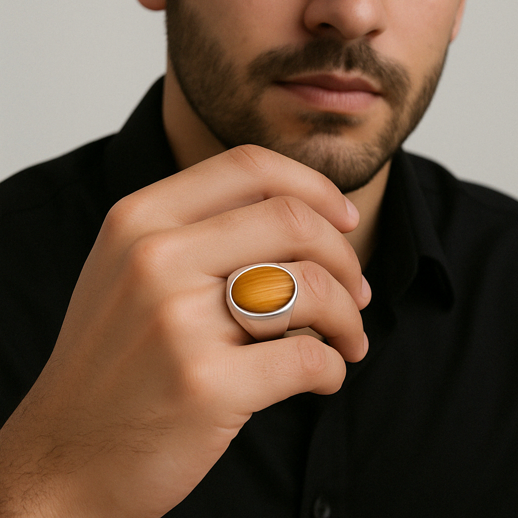 Oval- Tiger's Eye