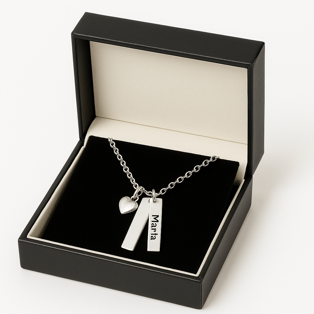 Necklace with personalized 950 Silver plates