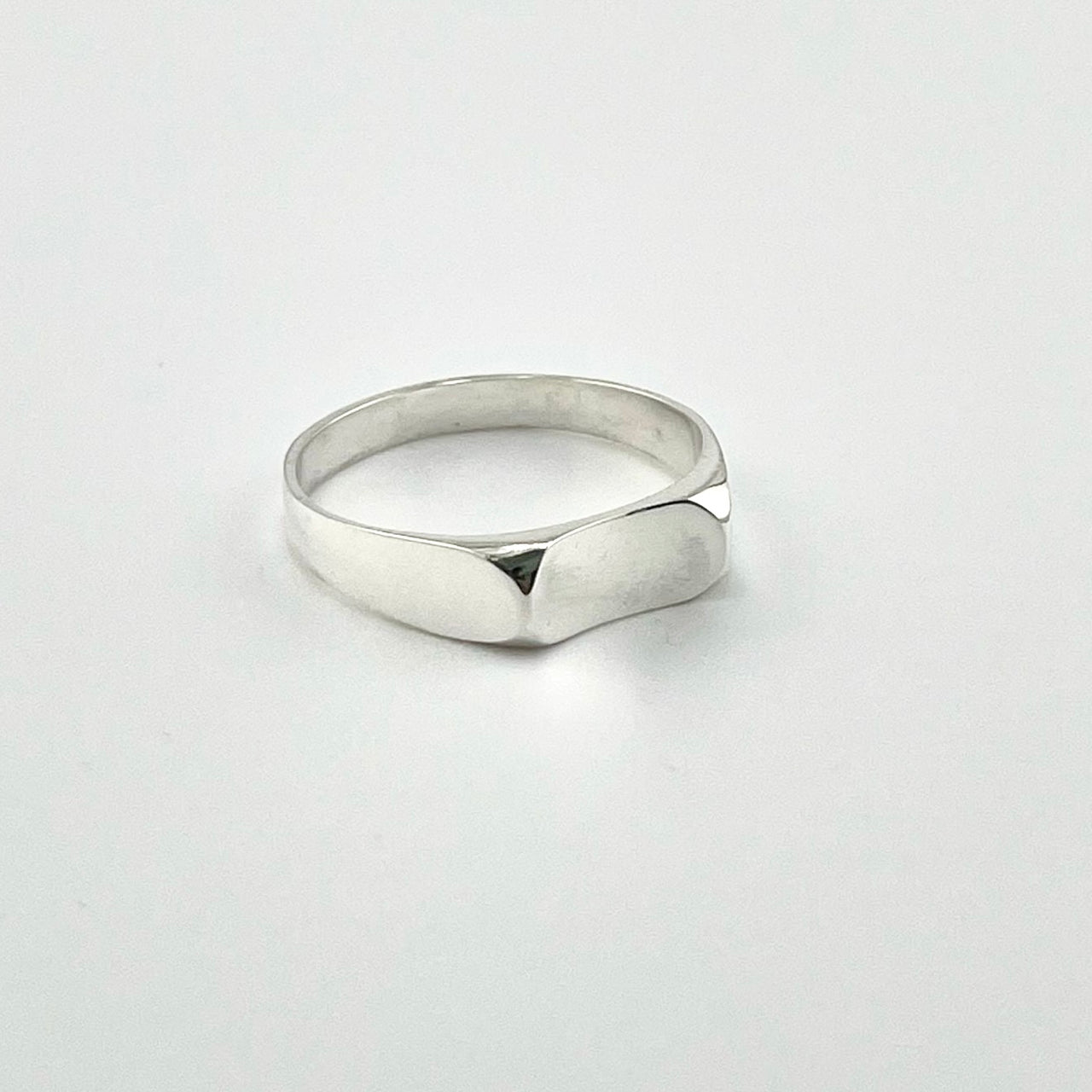 Curved Seal Ring