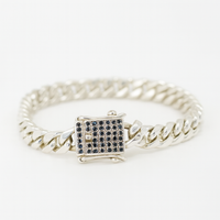 Thumbnail for Pulsera modelo Cuban Link 7mm con piedras Onix