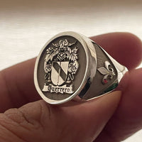 Thumbnail for Family Crest