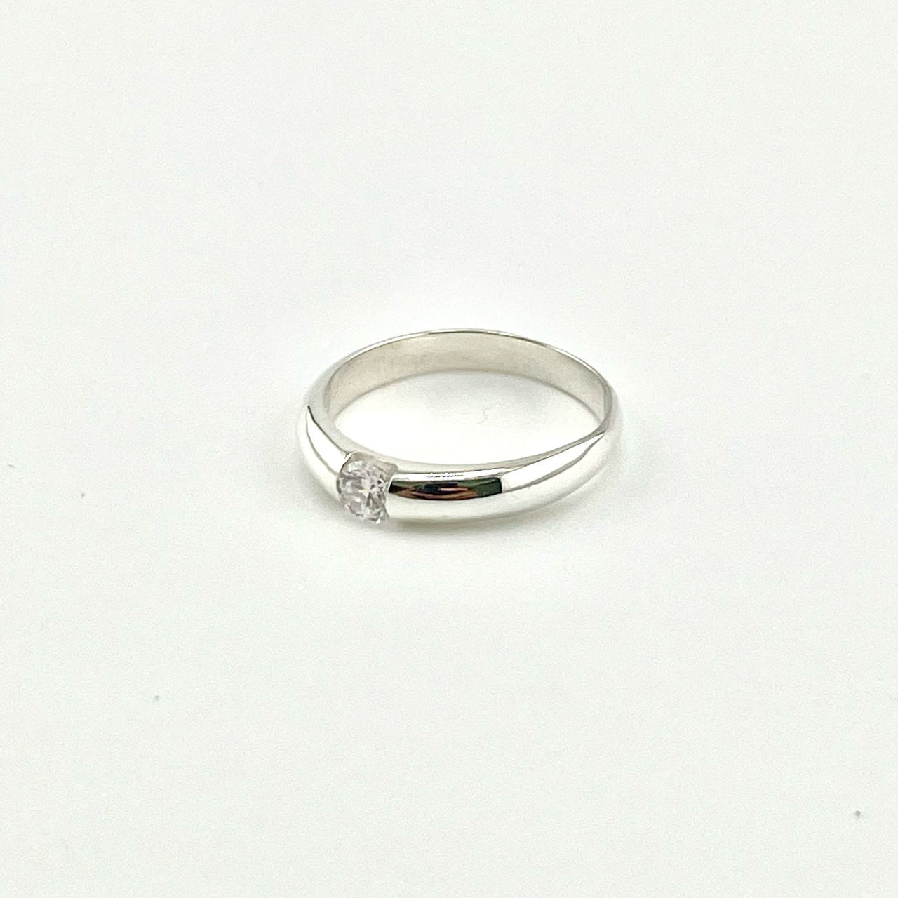 950 Silver Spot Ring