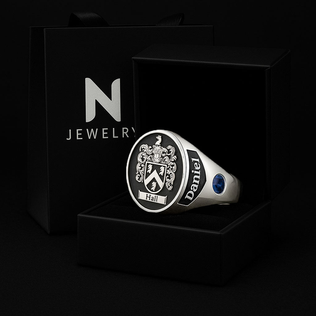 Anillo Escudo Familiar Personalizado en Plata 950 con circón Zafiro