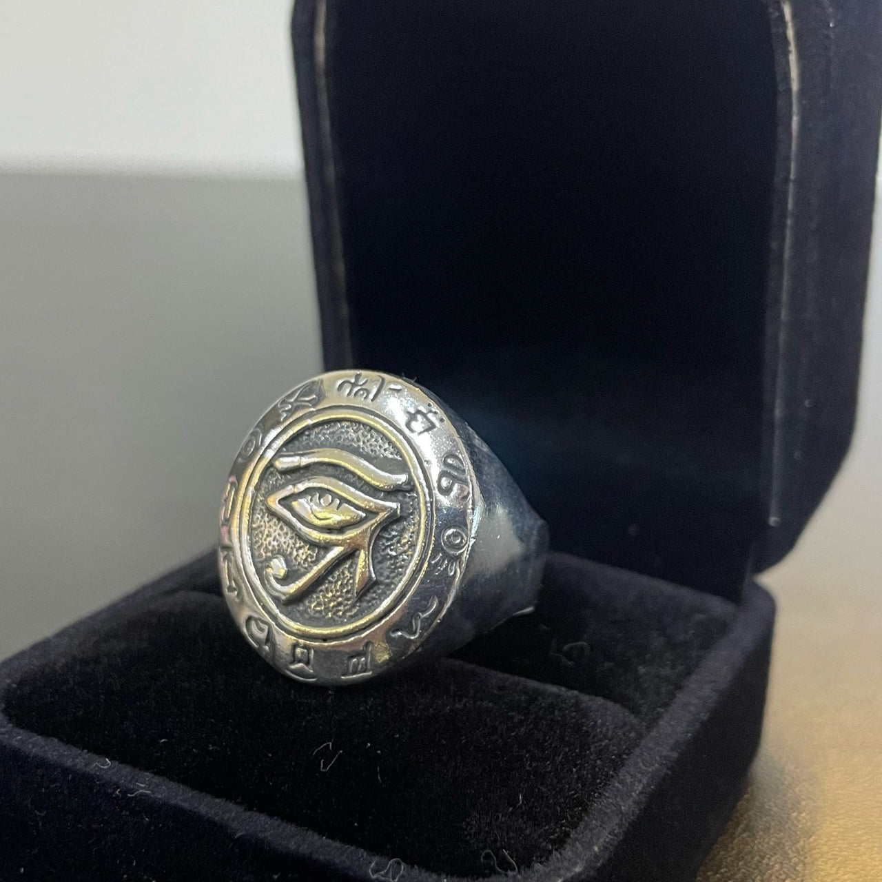 950 Silver Egyptian Ring