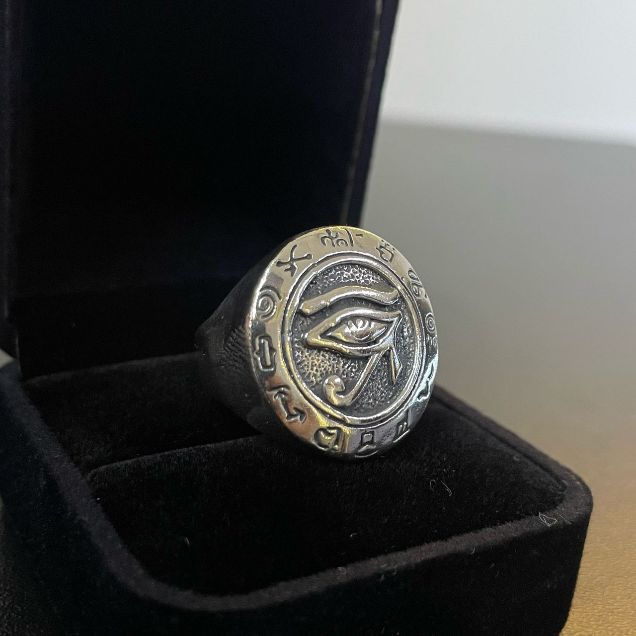 950 Silver Egyptian Ring