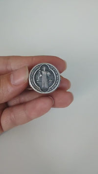 Anillo San Benito 3D de Plata ley 950