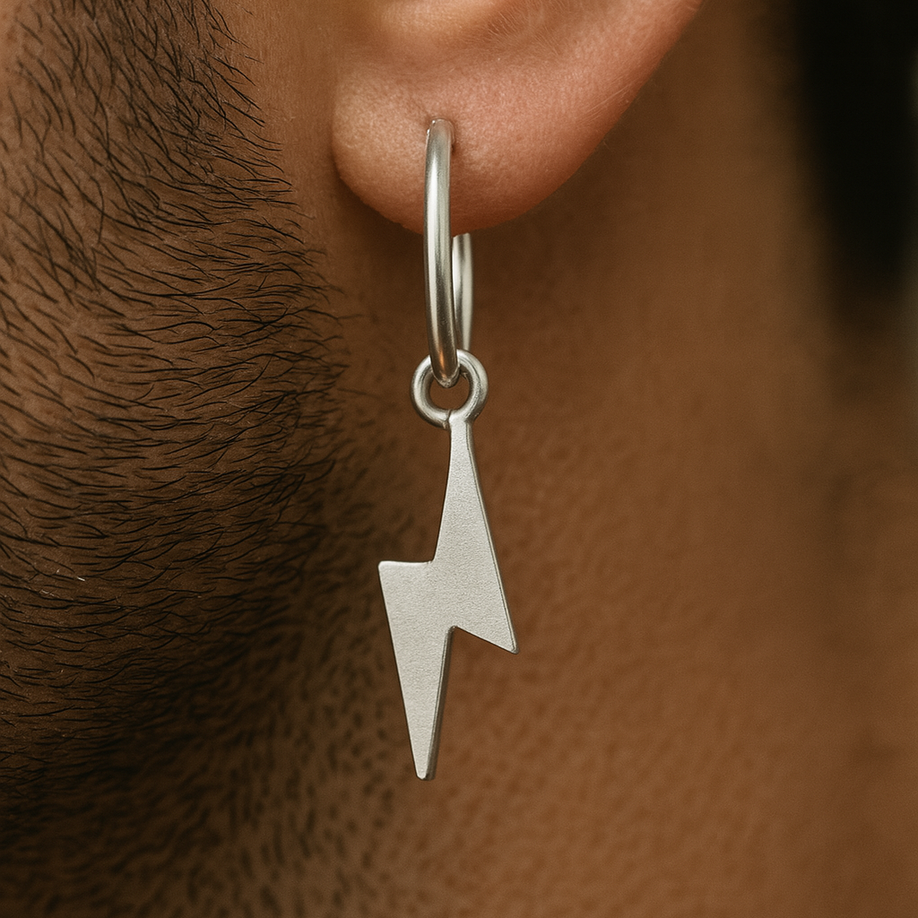 Arete Relámpago de Plata 950 — Diseño Minimalista de Lujo