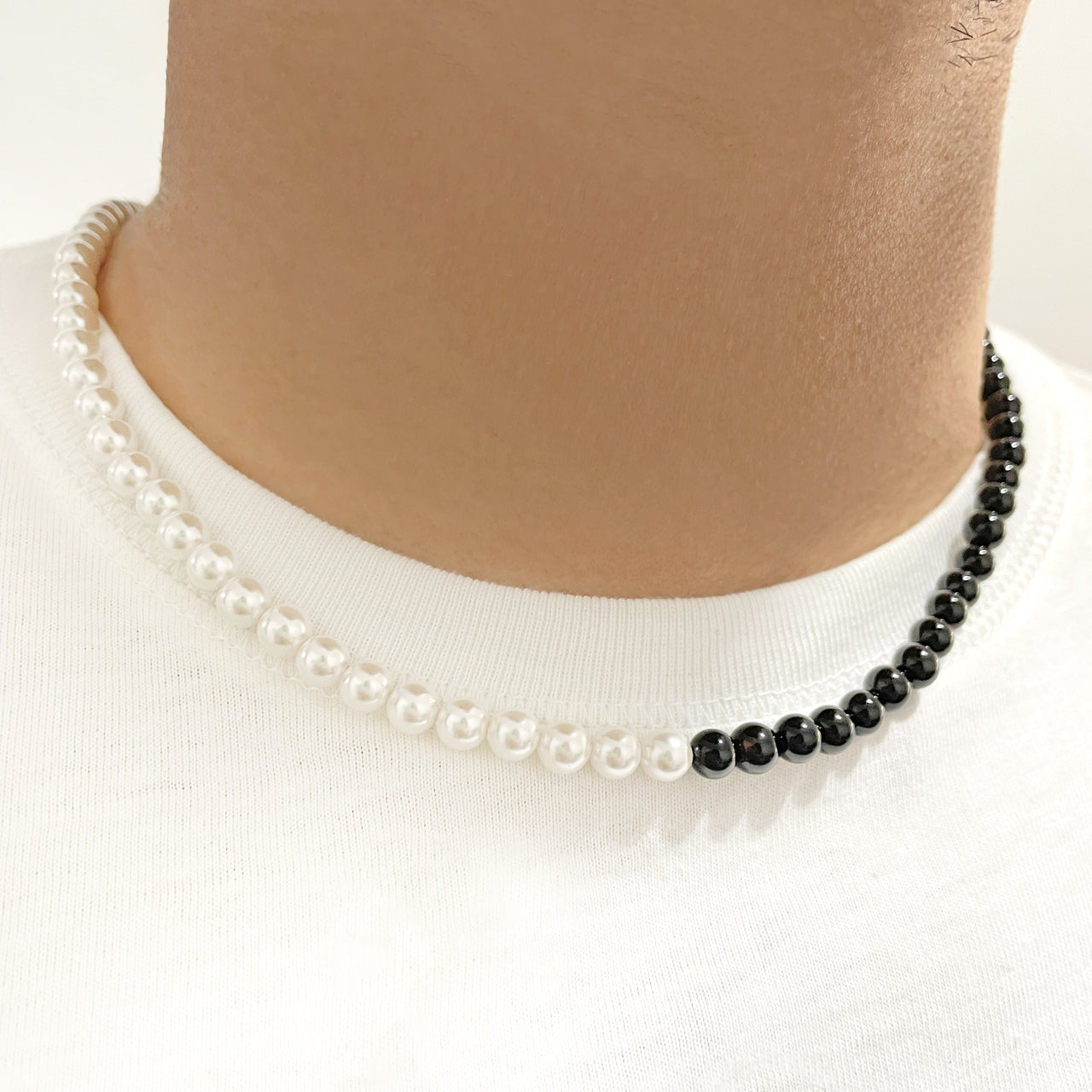 Czech pearls with onyx stones, 950 silver clasp