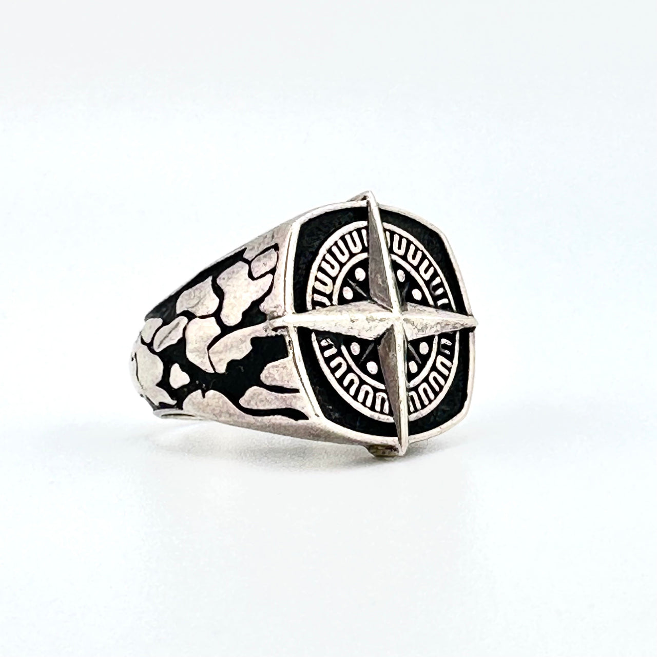 Compass Ring