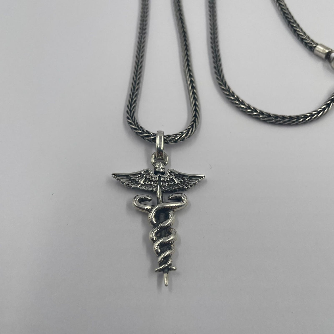 Collar Caduceo de Plata ley 950