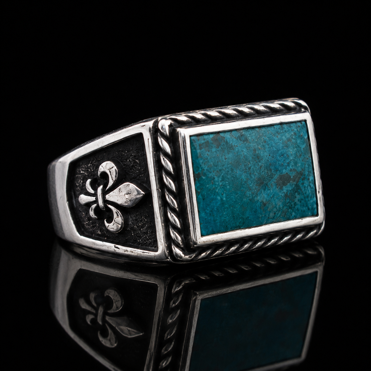 Chrysocolla Fleur de Lys — 950 Silver Ring