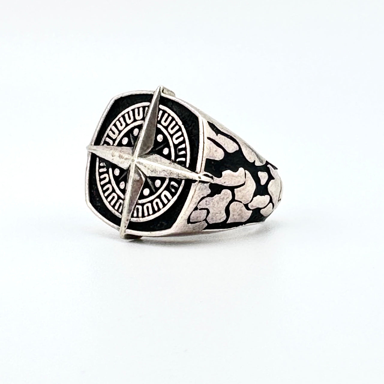 Compass Ring