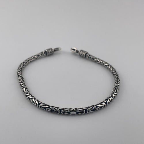 Detalle tejido artesanal pulsera bizantina plata 950 — Nativos Jewelry