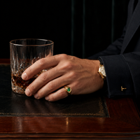 Thumbnail for Pinky Ring Oro 18K con Zirconia Verde Esmeralda | Anillo de Lujo para Hombre