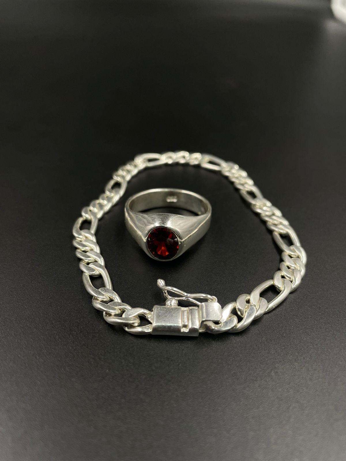 Pack Anillo Oval Rubí y Pulsera Fígaro de Plata 950