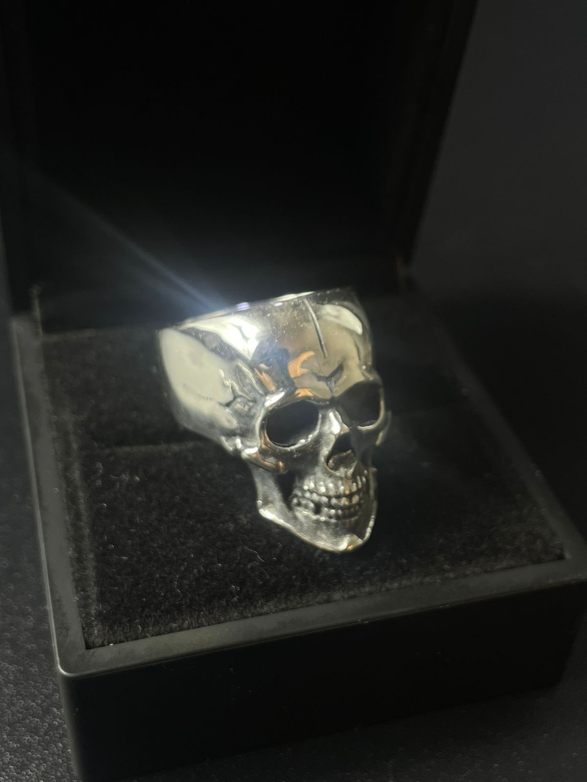 Ring Skull