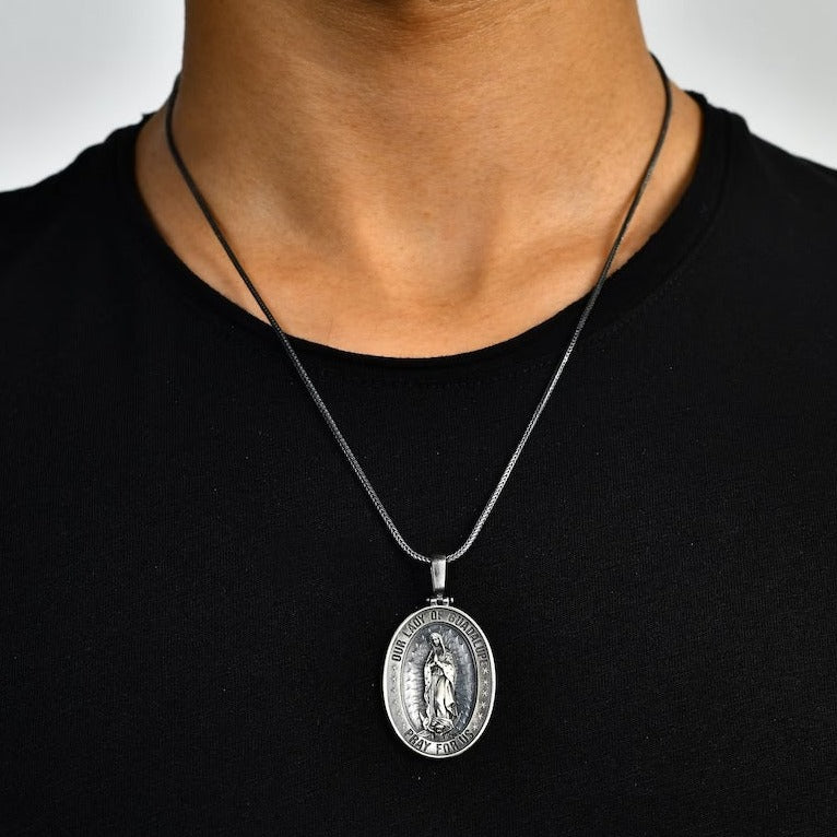 Collar Virgen de Guadalupe de Plata 950 3cm