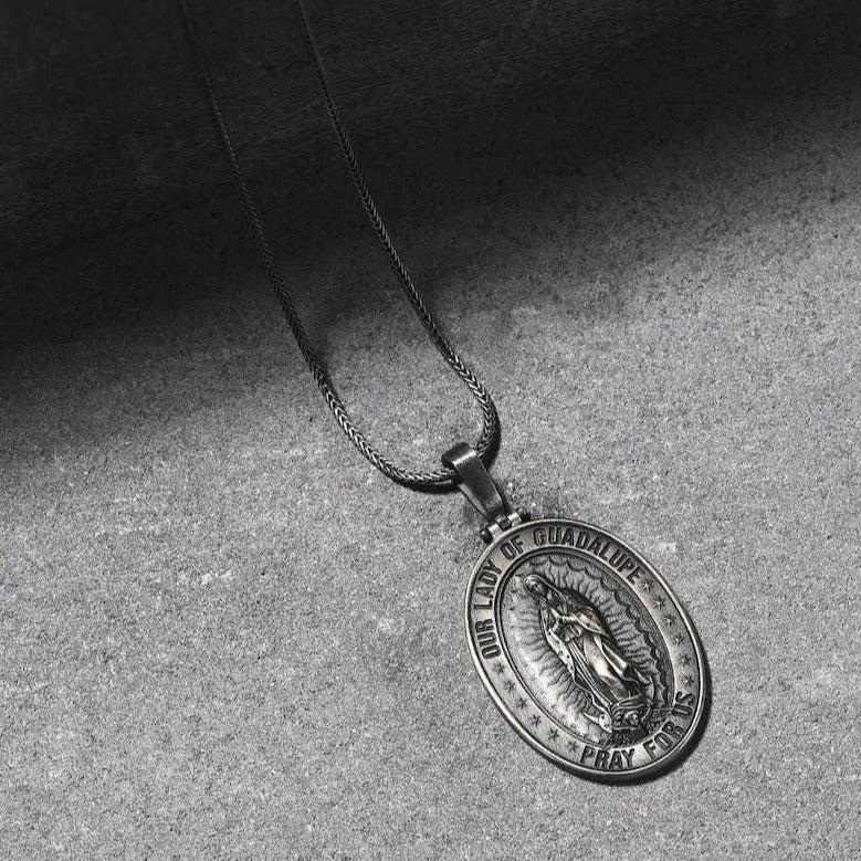 Collar Virgen de Guadalupe de Plata 950 3cm