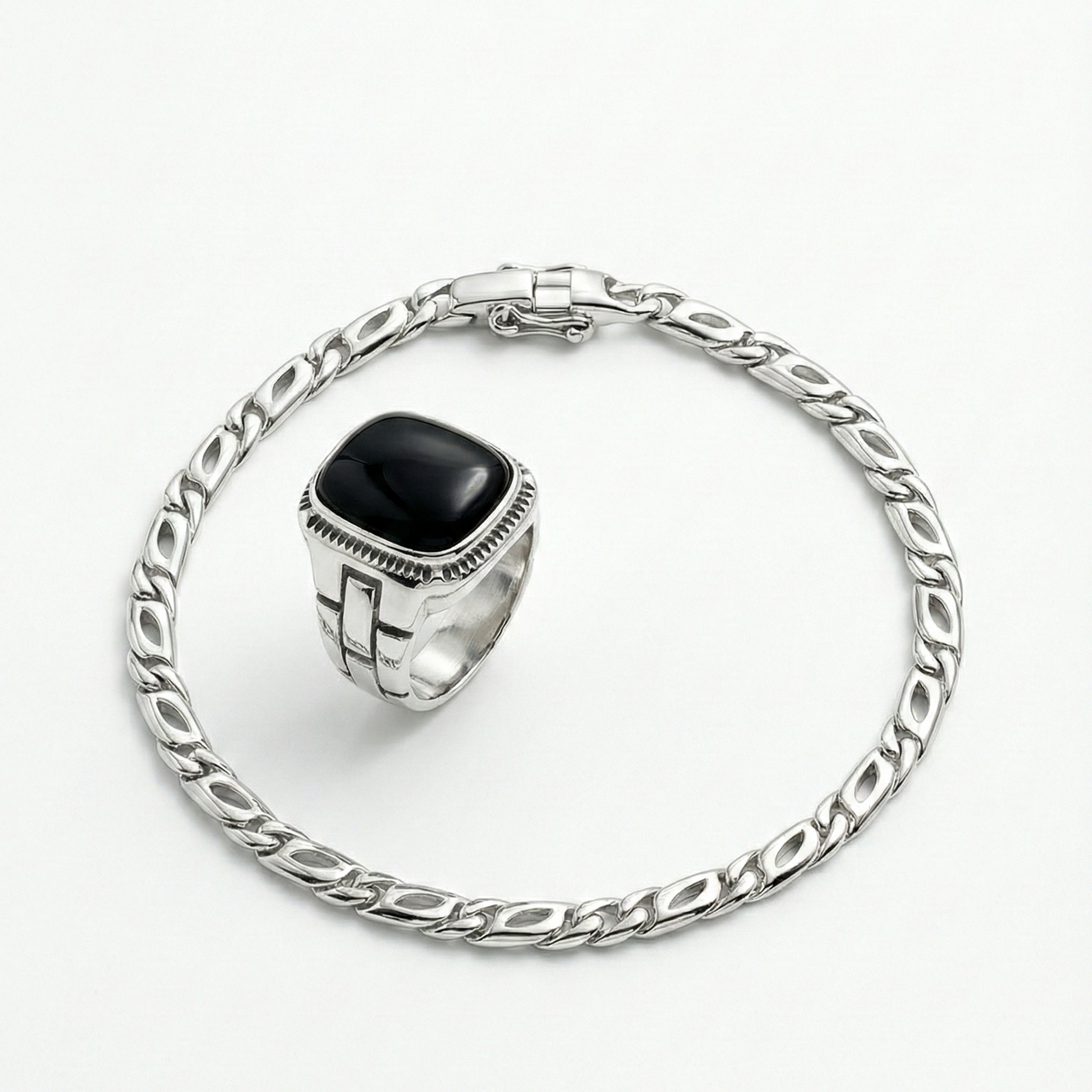 Set Mónaco 3 mm + Anillo Ónix — Plata 950