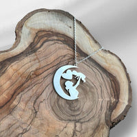 Thumbnail for Collar silueta de Mamá e hijo de Plata 950 - nativosjewelry