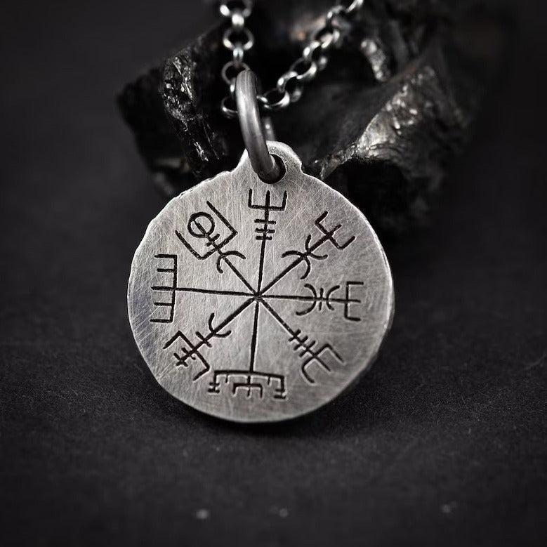 Collar Brujula Vikinga de Plata 950 quemada - nativosjewelry