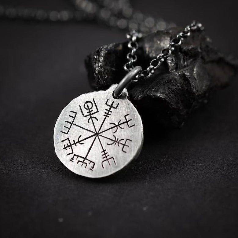 Collar Brujula Vikinga de Plata 950 quemada - nativosjewelry