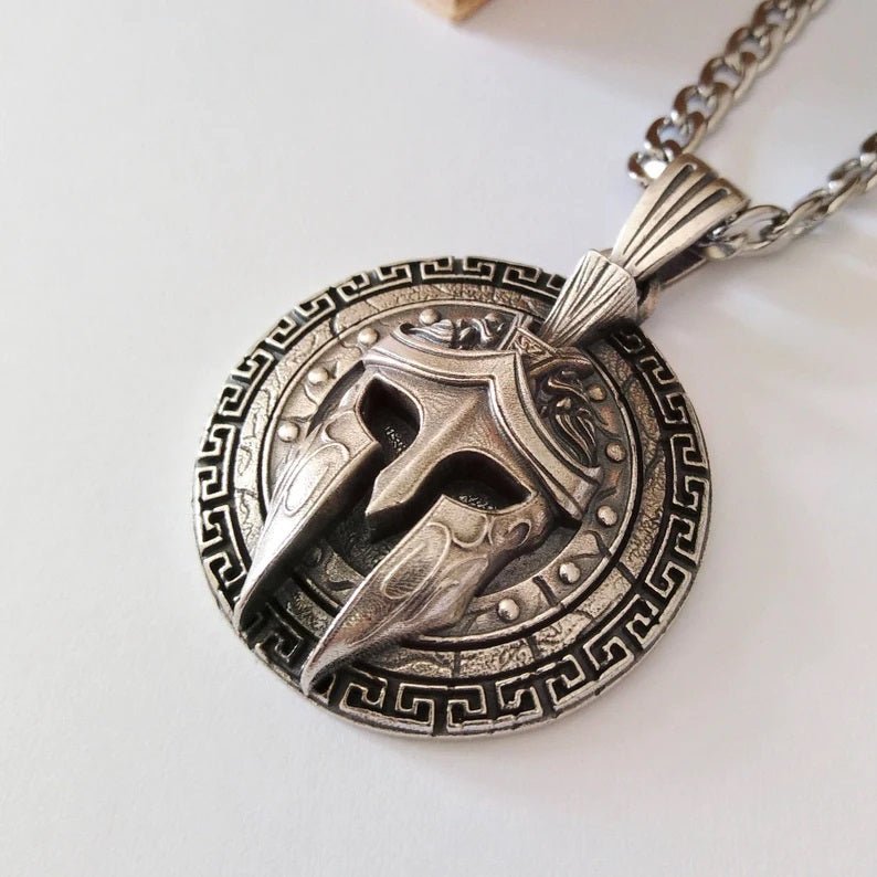 Collar Escudo Espartano de Plata 950 quemada - nativosjewelry