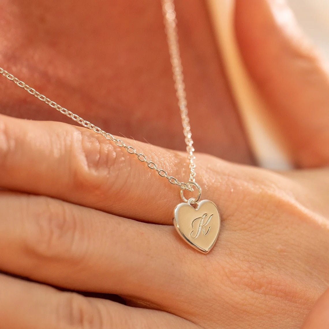 Collar corazón con Inicial - nativosjewelry