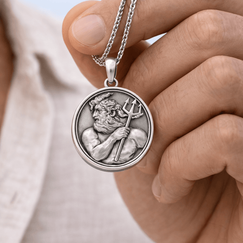 Medallón Poseidón en Plata 950– Dije para Hombre - nativosjewelry