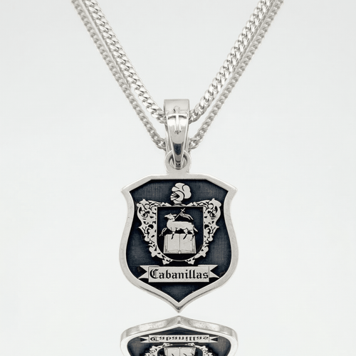 Escudo Herencia 5cm — Family Crest Pendant Silver 950 (Burnished Finish) - nativosjewelry