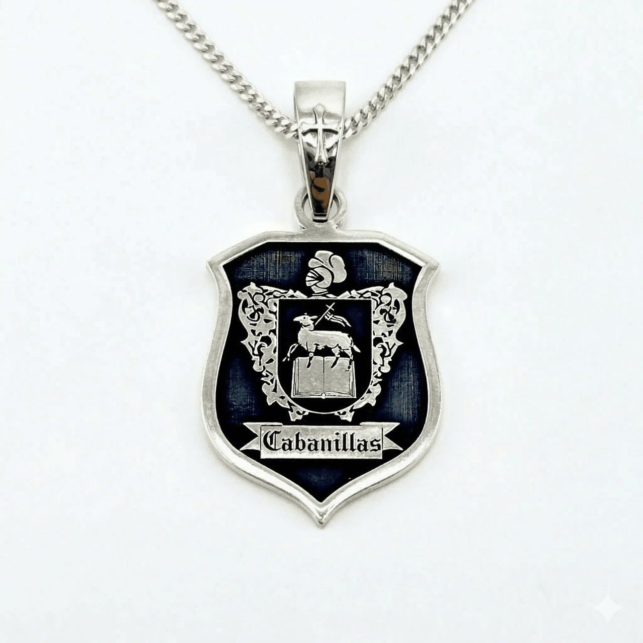 Escudo Herencia 5cm — Family Crest Pendant Silver 950 (Burnished Finish) - nativosjewelry