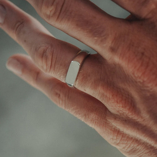 Anillo sello Minimalista - nativosjewelry