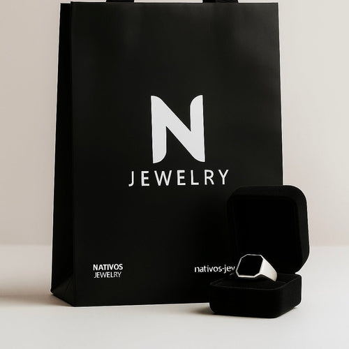 Anillo Sello Octagonal de Plata 950 con Piedra Ónix Negra – Estilo Minimalista Masculino - nativosjewelry