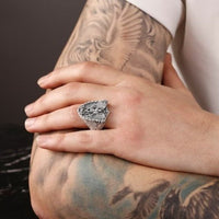 Thumbnail for Anillo Arcángel Miguel de Plata 950 – Fe que se Porta - nativosjewelry