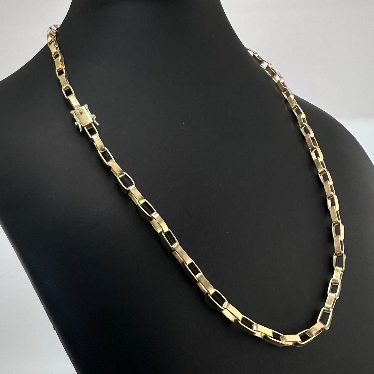 Cadena Modelo Clip Oro 18K - nativosjewelry