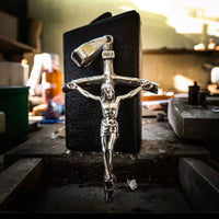 Thumbnail for Crucifijo Realista de Plata ley 950 10cm Grande y Solido - nativosjewelry