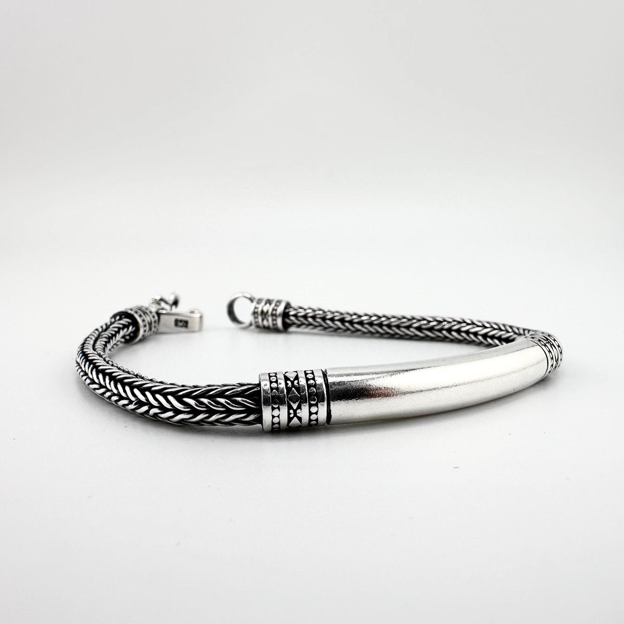 Espiga Oscura 3mm — Burnished Silver Bracelet 950 - nativosjewelry