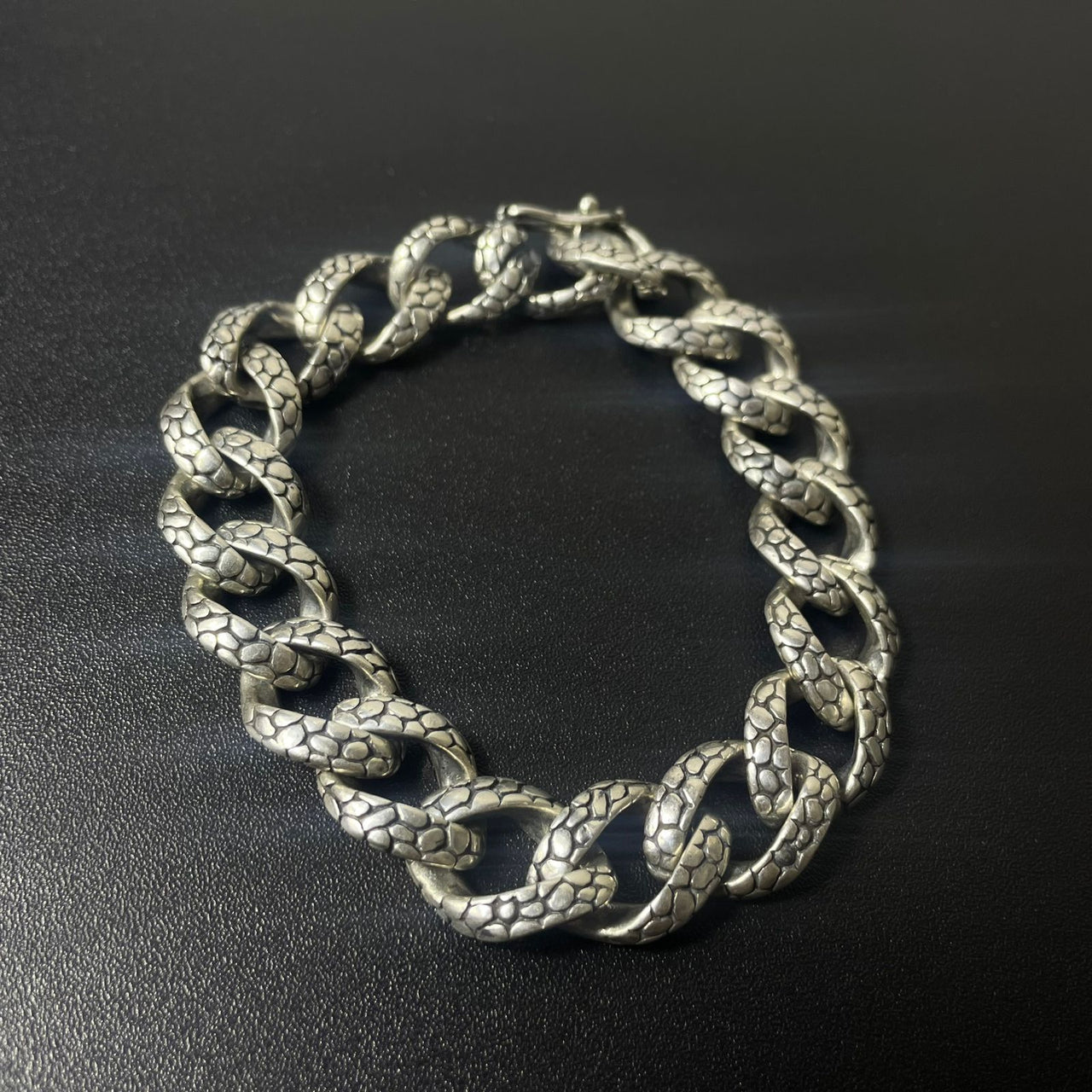 Miami Snake Dominio 10mm — Burnished Silver Bracelet 950 (21cm) - nativosjewelry