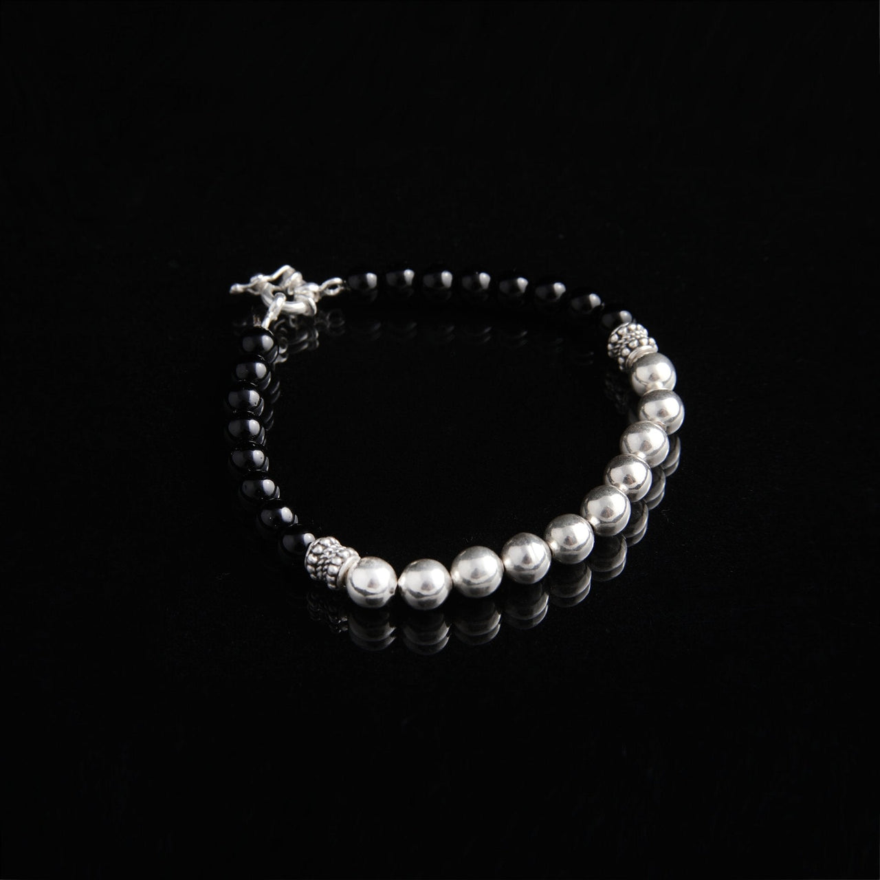 Ónix Fortaleza — Onyx Beaded Bracelet with Silver 950 - nativosjewelry
